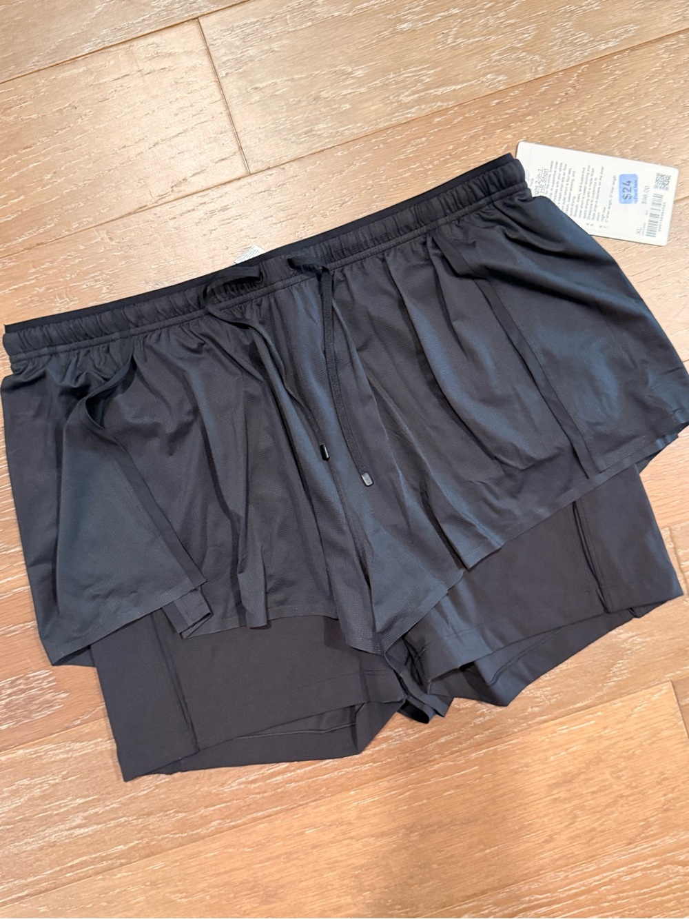 lululemon Lightweight 2 in 1 Running Short inside pocket